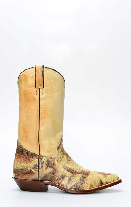 Tony Mora boots in camuflage lizard