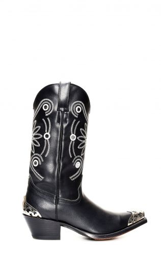 Black Tony Mora boots with accessories