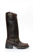 Walker boots in brown oiled leather with high leg