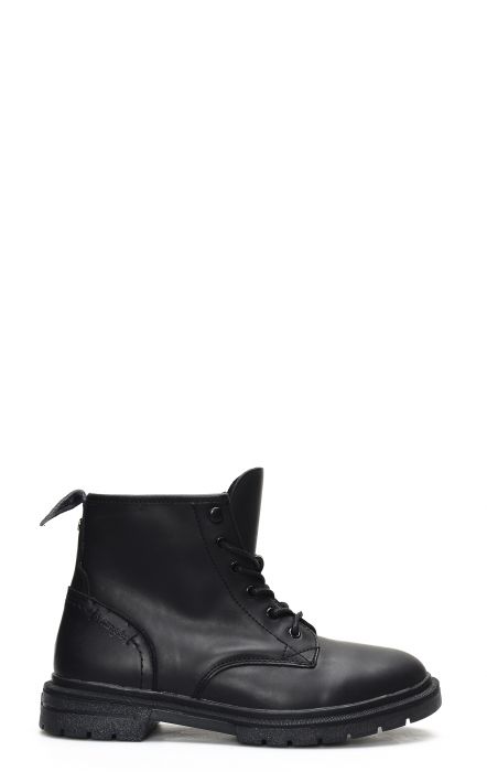 Stivaletto Wrangler Spike Chukka con lacci in nero